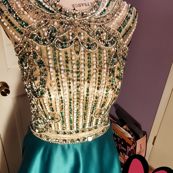 Ashley Allan - Picture 5 of 7